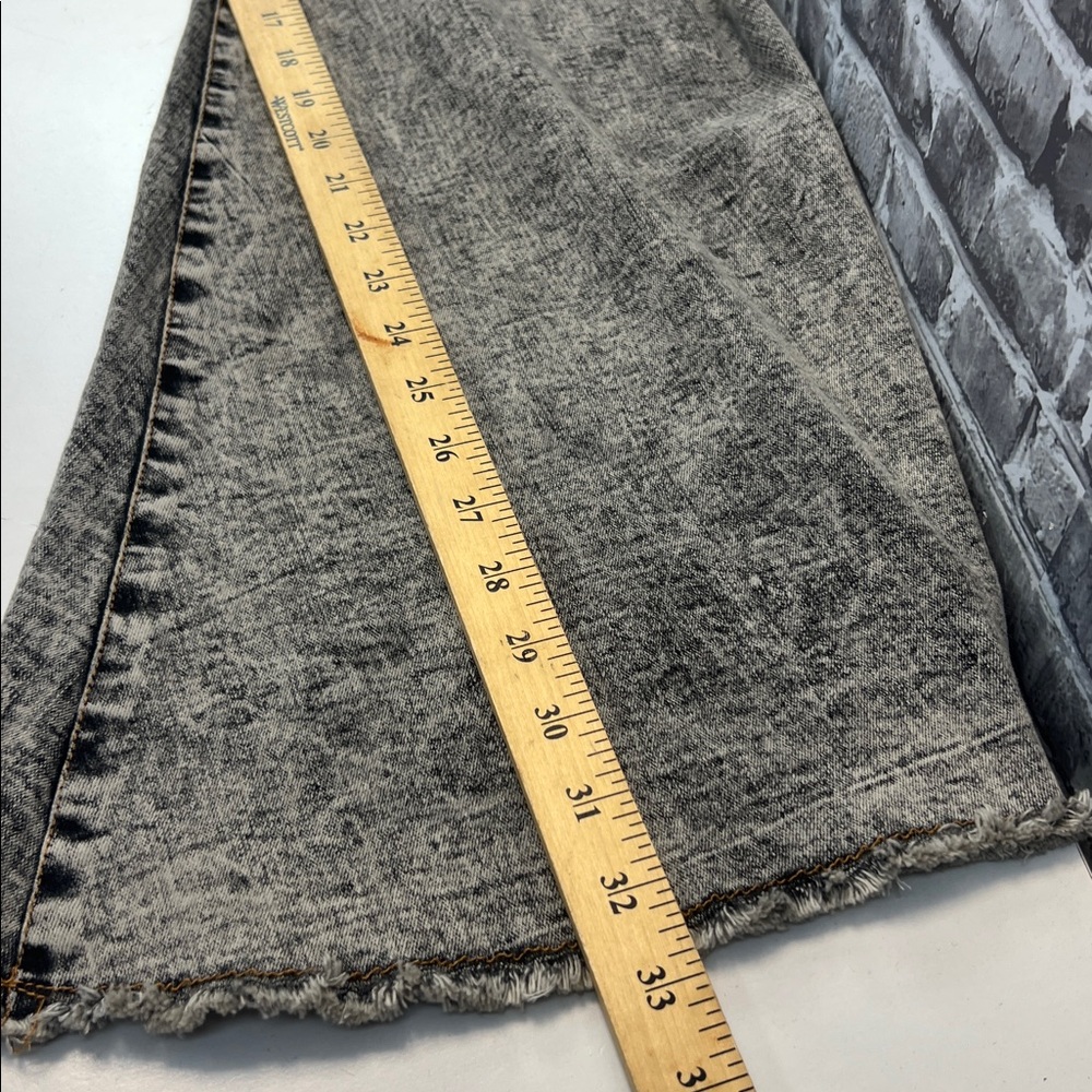 NWT Rustic‎ Rack Gray Denim Jeans - Picture 10 of 11